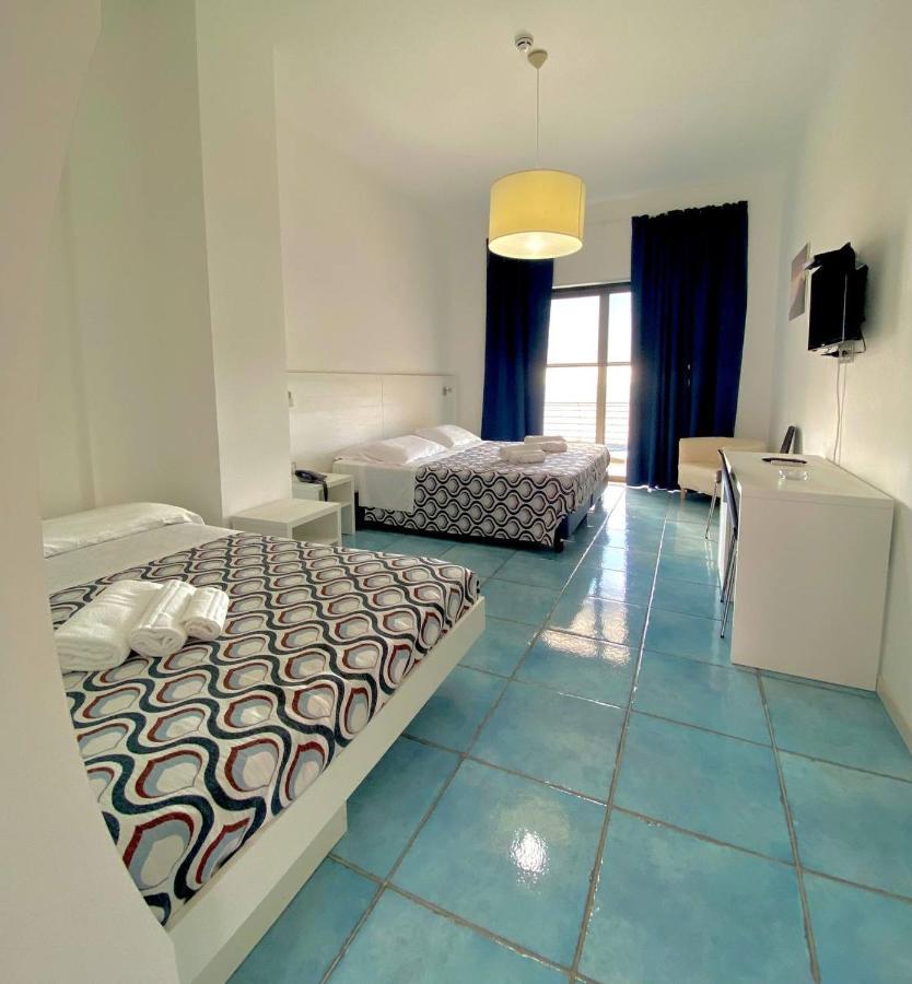 Capo Nettuno Hotel Capo dʼOrlando Zewnętrze zdjęcie