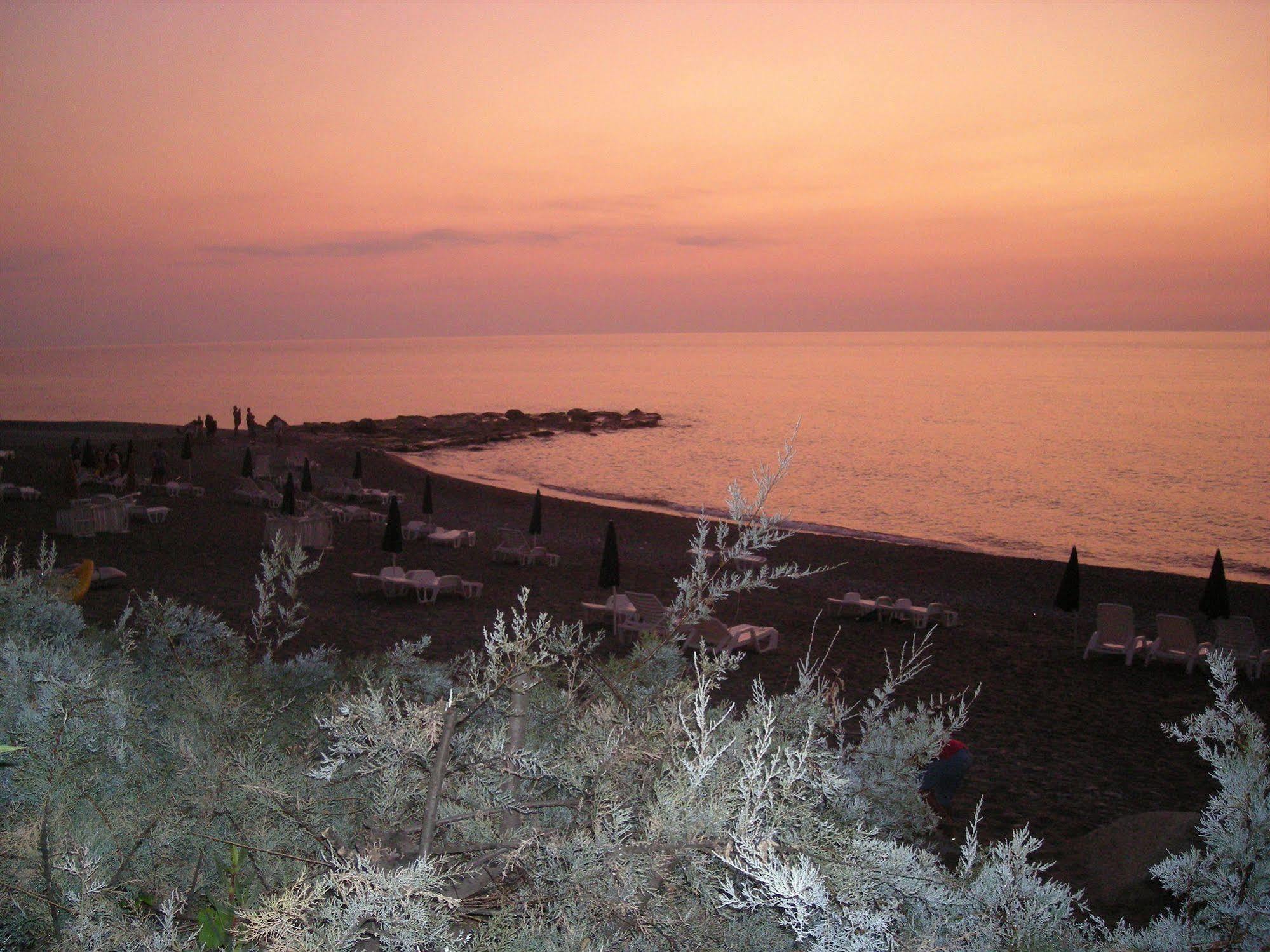 Capo Nettuno Hotel Capo dʼOrlando Zewnętrze zdjęcie