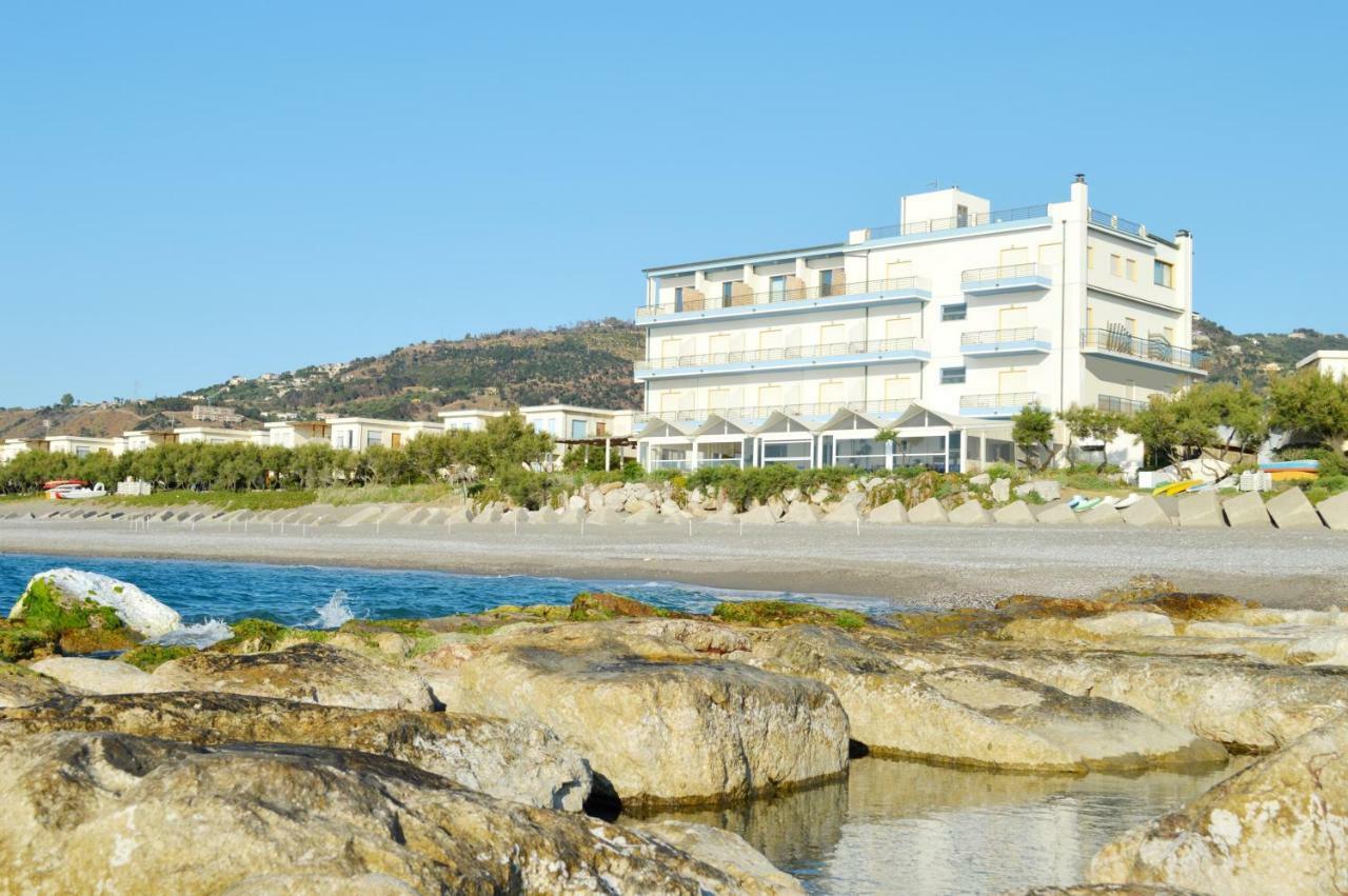 Capo Nettuno Hotel Capo dʼOrlando Zewnętrze zdjęcie